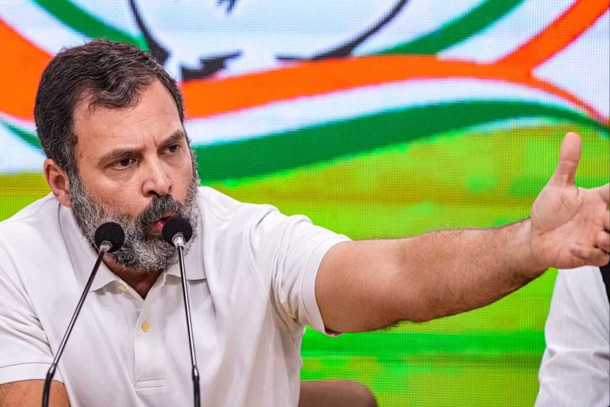 पत्रकारिता की हवा पहले ही निकल चुकी है